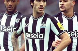 J9九游会官方网站转会期纽卡斯尔备战德国杯，造点机会细节曝光，球迷炸锅，年轻球员得到机会的简单介绍